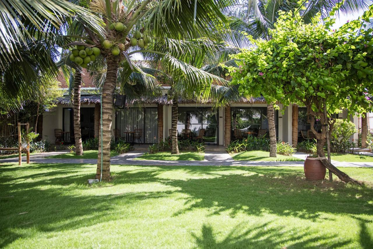 Sala Tuy Hoa Beach Hotel Exteriör bild