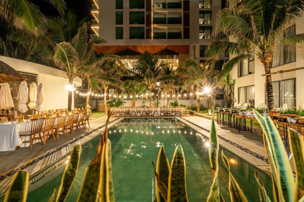 Sala Tuy Hoa Beach Hotel Exteriör bild