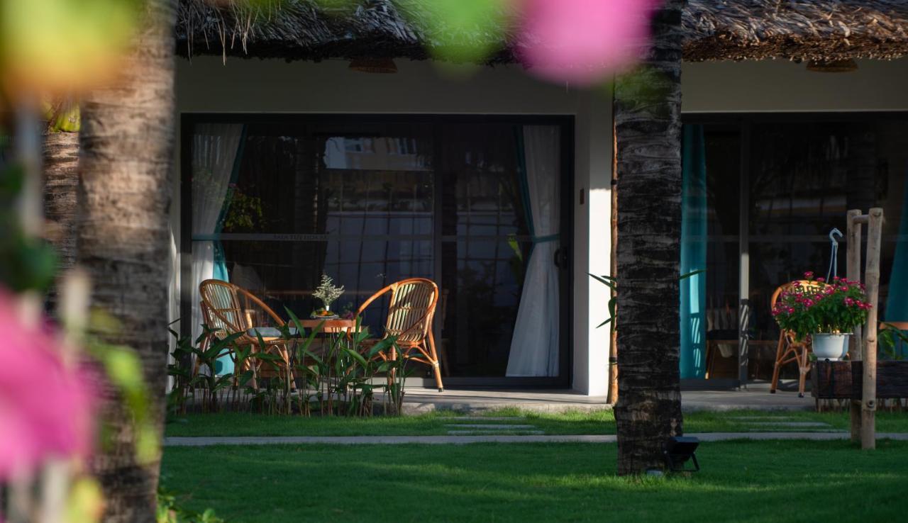 Sala Tuy Hoa Beach Hotel Exteriör bild