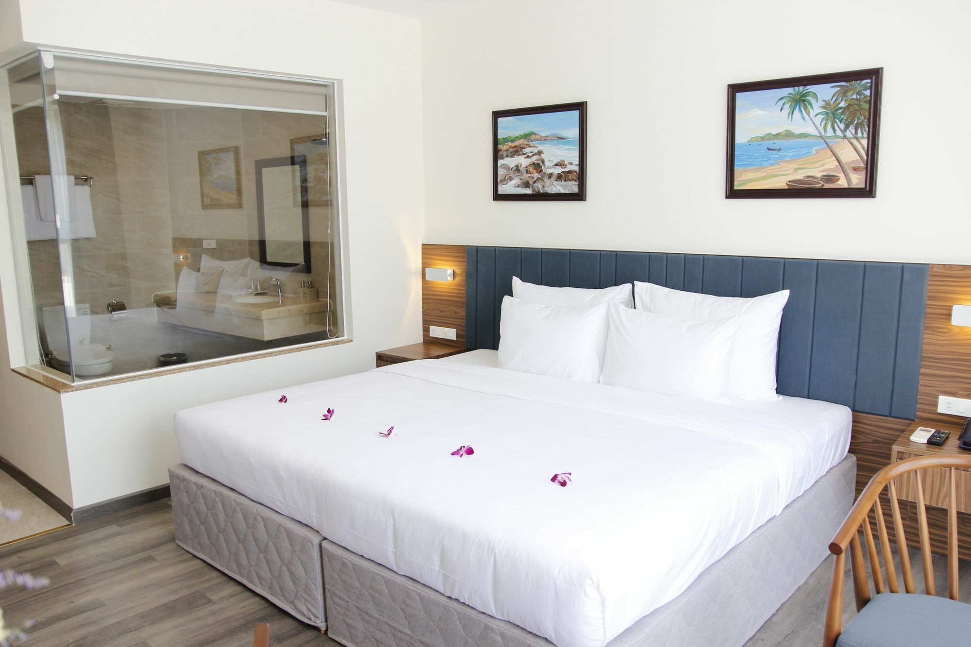 Sala Tuy Hoa Beach Hotel Exteriör bild